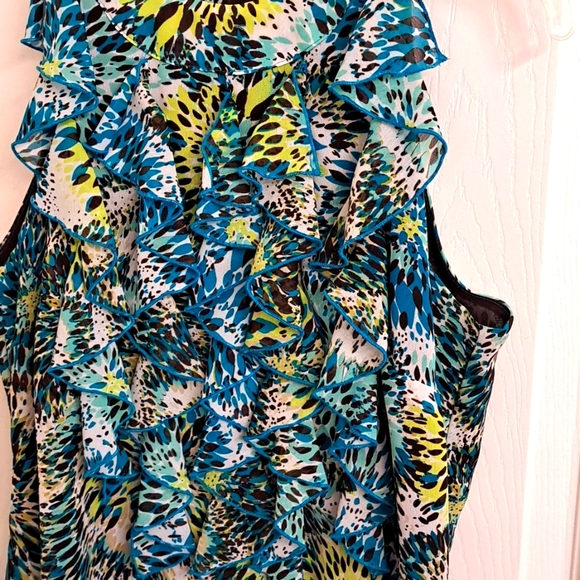 🌴 Turquoise Halter Top - Picture 6 of 12